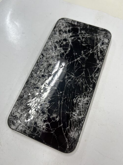 修理前のiPhoneXs